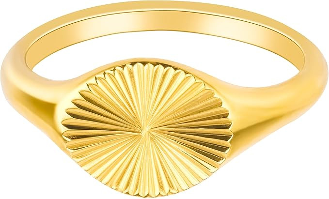 YeGieonr Gold Signet Ring for Women, Shiny Sunburst Rose Flower Chequerboard Stainless Steel Stat... | Amazon (US)