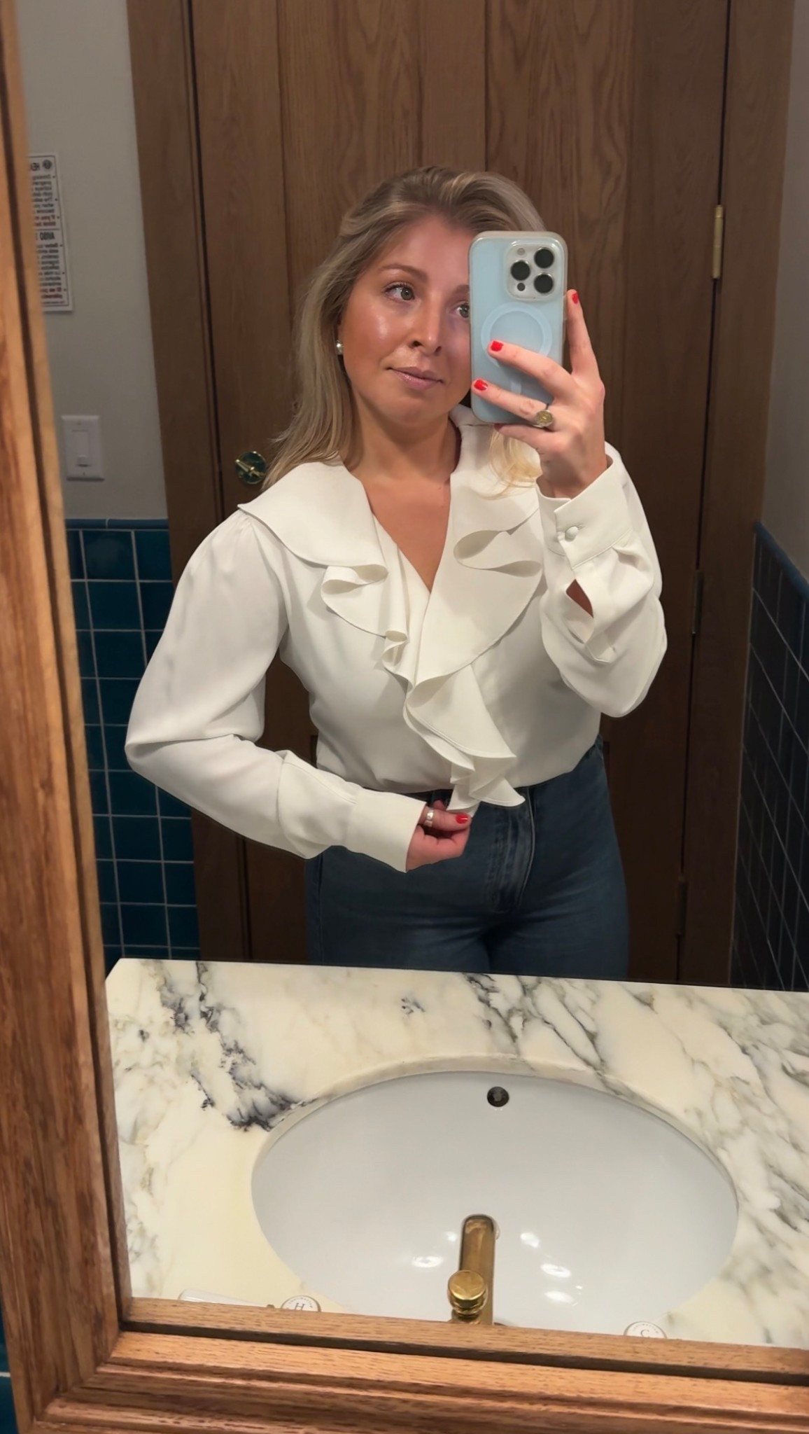 The ruffle blouse of my dreams

#LTKdayinmylife #LTKMothersDay #LTKgrwm