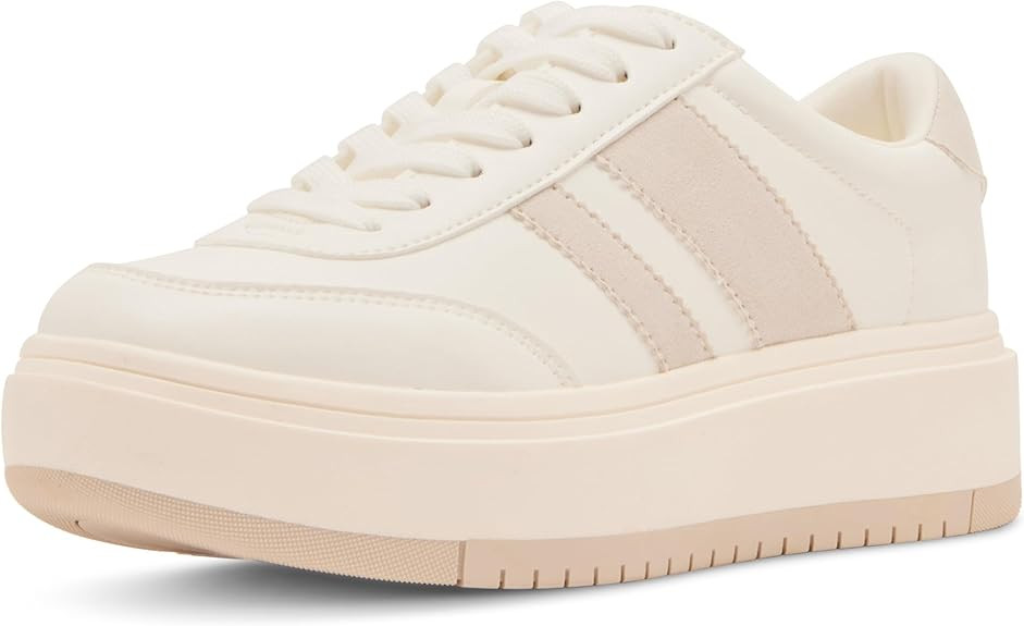 Madden Girl Women's Navida Sneakers | Amazon (US)