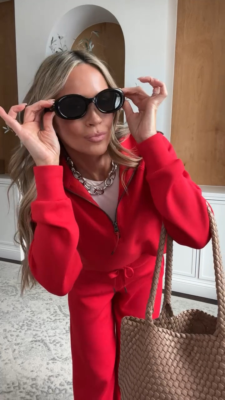 My favorite travel set of all time - comes in so many colors, length options, and the material is unmatched!

#airportoutfit #traveloutfits

#LTKootd #LTKgrwm #LTKTravel