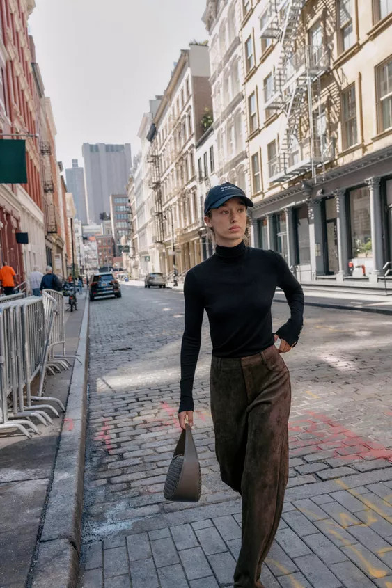 BASIC HIGH NECK KNIT SWEATER | Zara US