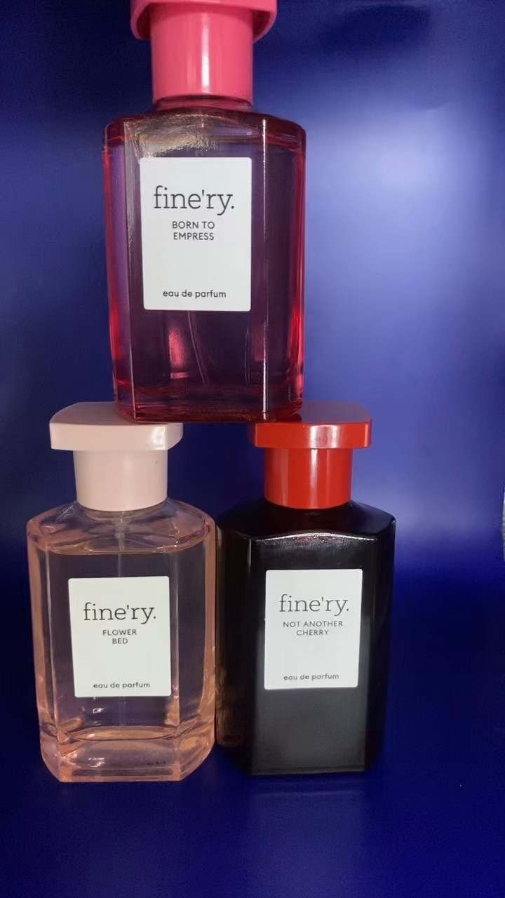 Smells like luxury but it's NOT the price you think
If you love bold, feminine scents that turn heads... this one does exactly that.@fine'ry.
#PerfumeTok #FragranceFinds #SmellExpensive
#AffordableLuxury #PerfumeLover