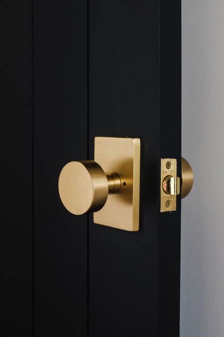 You may be surprised to learned that you can get high quality, gorgeous hardware from Amazon! EMTEK satin brass knob passage knob here...

#LTKhome #LTKFind #LTKstyletip