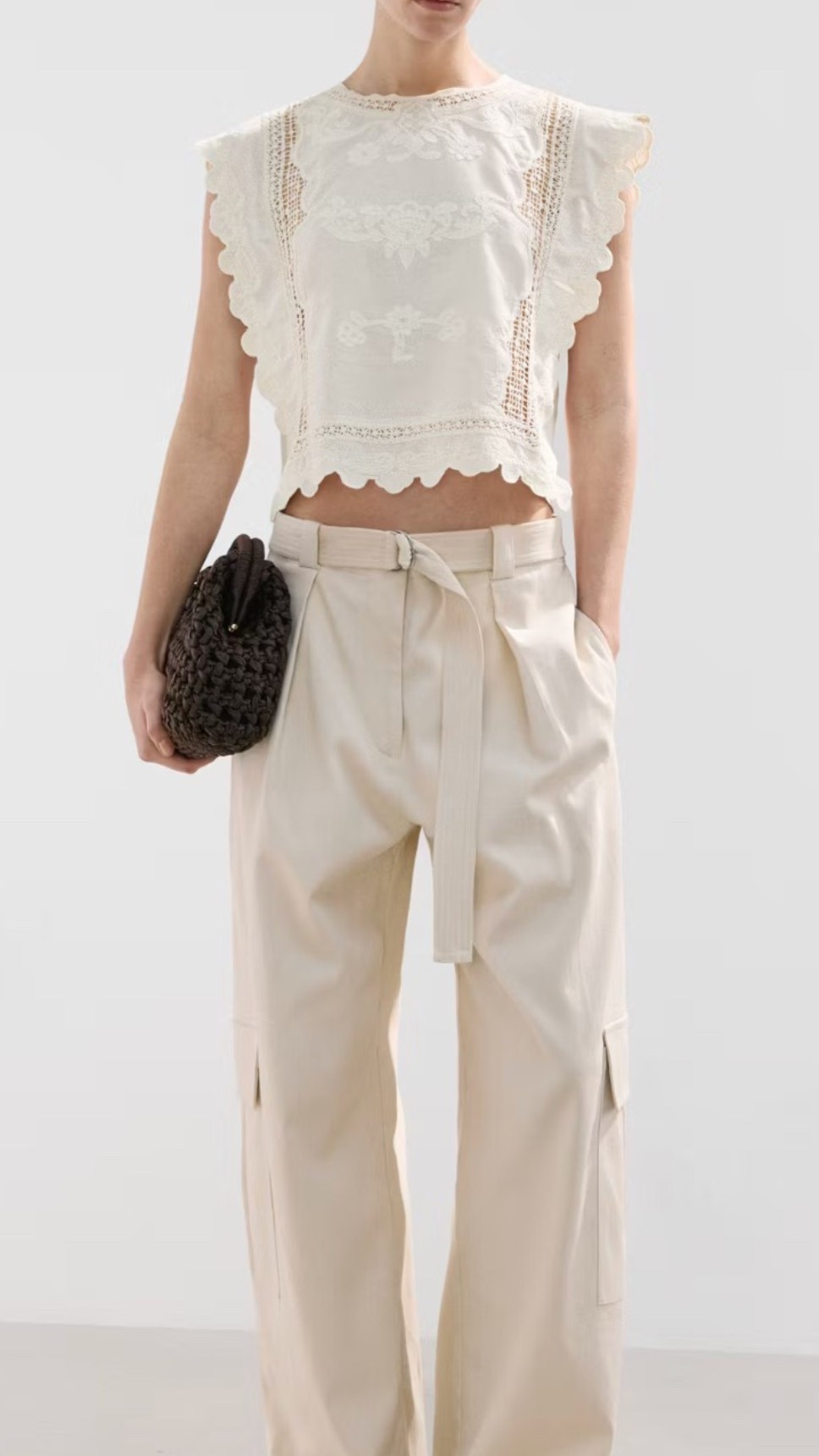 Mango is sooooooooo good rn!!!! 🥭