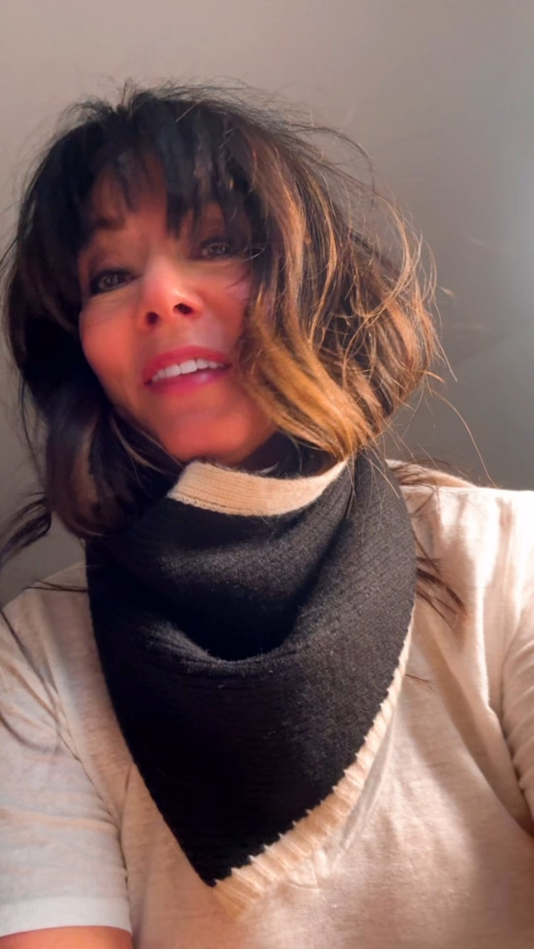 Must have $15 triangle scarf that feels like cashmere - so soft! 
Tie in the front or back like a bandana! Also linked cool oversized chunky scarves too under $20


@nordstromrack 
#nordstromrackpartner 
#rackscore 

#LTKmomlife #LTKFindsUnder50 #LTKGiftGuide