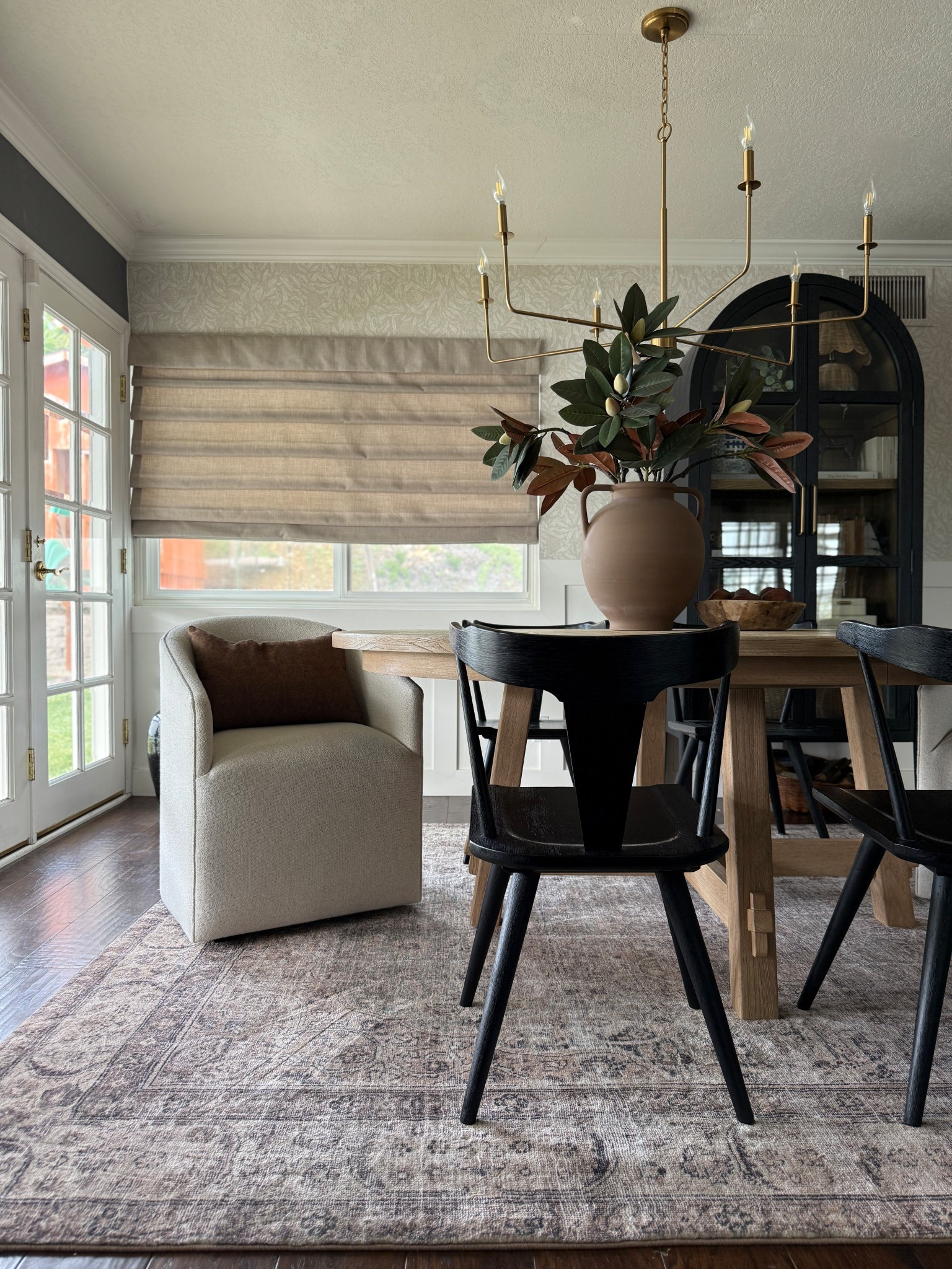 January winter reset in the dining room

#LTKSeasonal #LTKdayinmylife #LTKHome