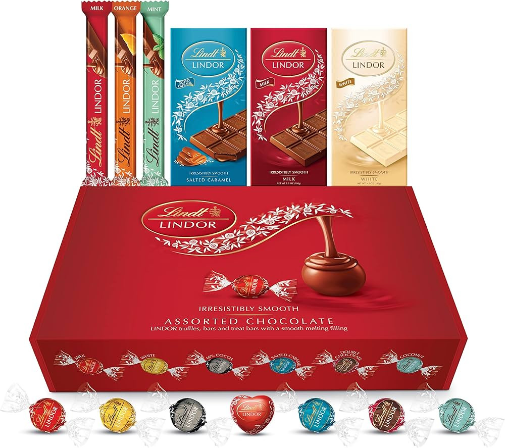 Lindt Lindor Official Luxury Easter Chocolate Hamper - Chocolate Truffles with a Smooth Melting F... | Amazon (UK)