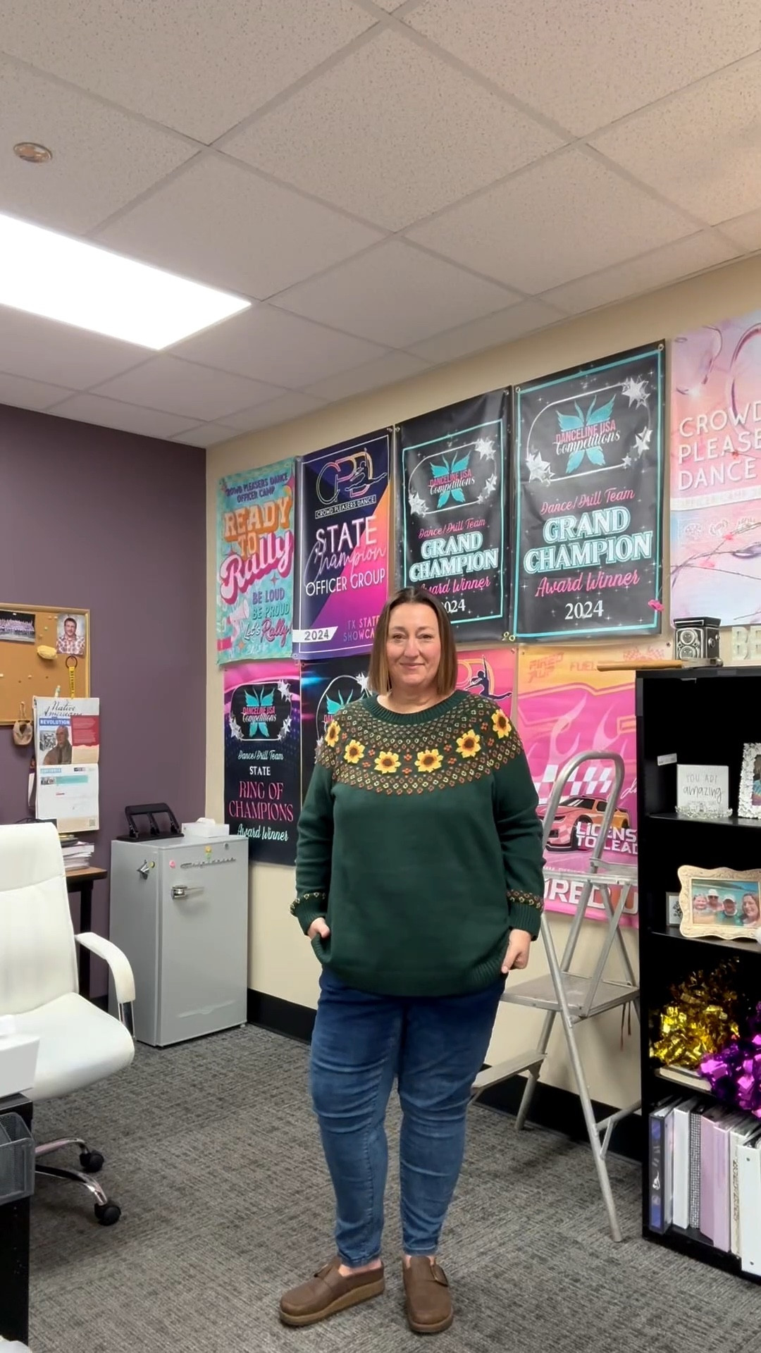 When it’s been a long week and you just want to be cozy at school but still look cute. Bloomchic too and jeans XL. 

#LTKMidsize #LTKWorkwear #LTKPlusSize