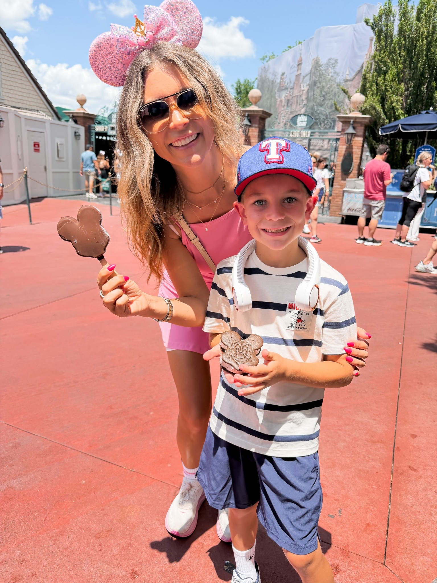 Disney day 2 

#LTKootd #LTKOver40 #LTKTravel