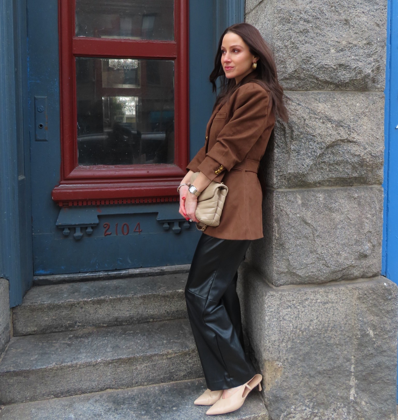 The chic-est blazer! True to size  

#LTKootd #LTKOver40