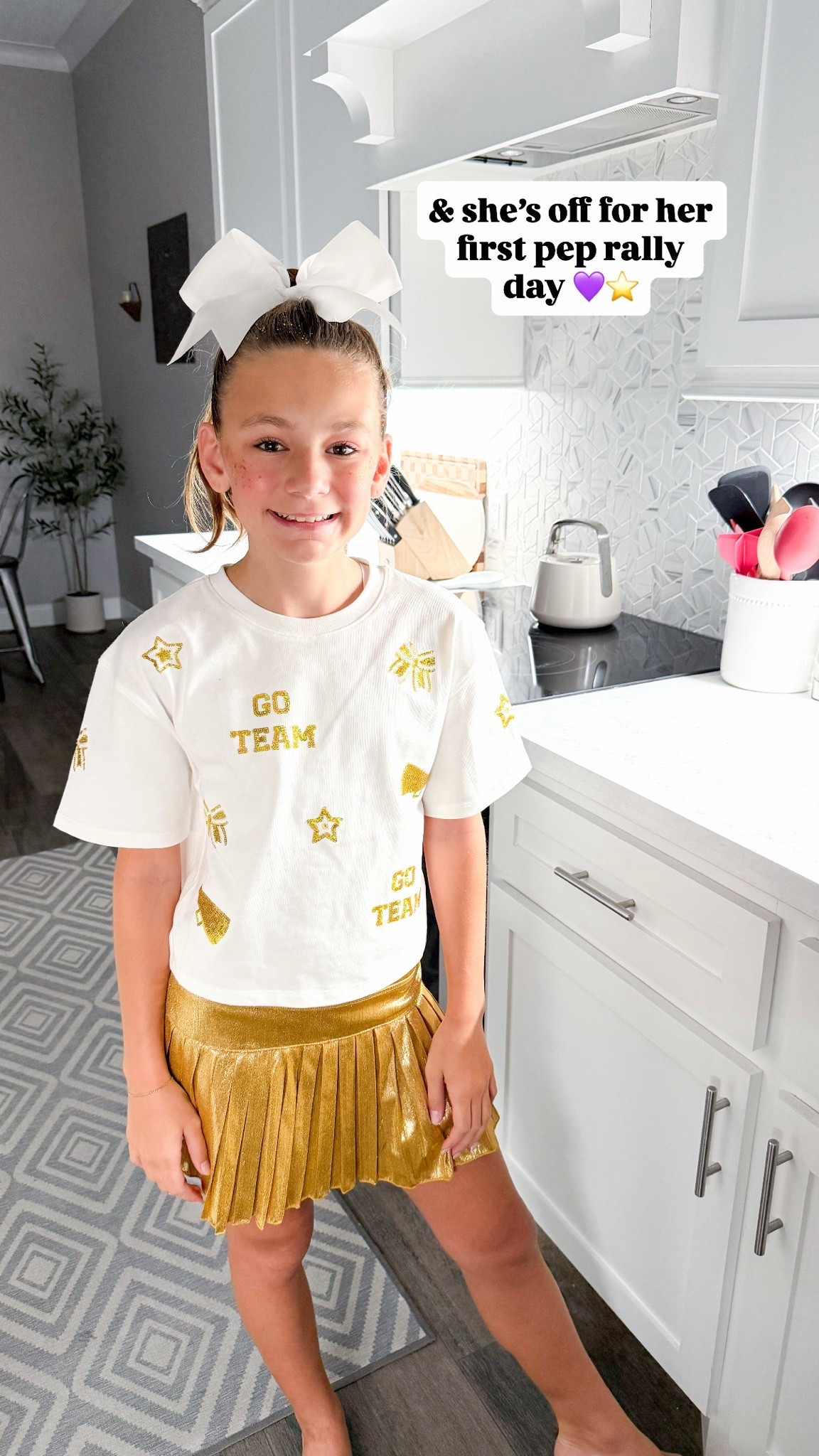 Game day girls outfit 🏈💜⭐️

Gold game day outfit

#LTKootd #LTKgrwm #LTKKids