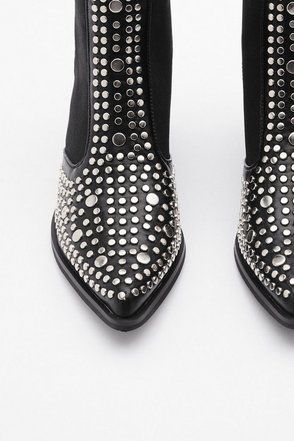 One Point Perspective Studded Chelsea Boots | NastyGal (US & CA)