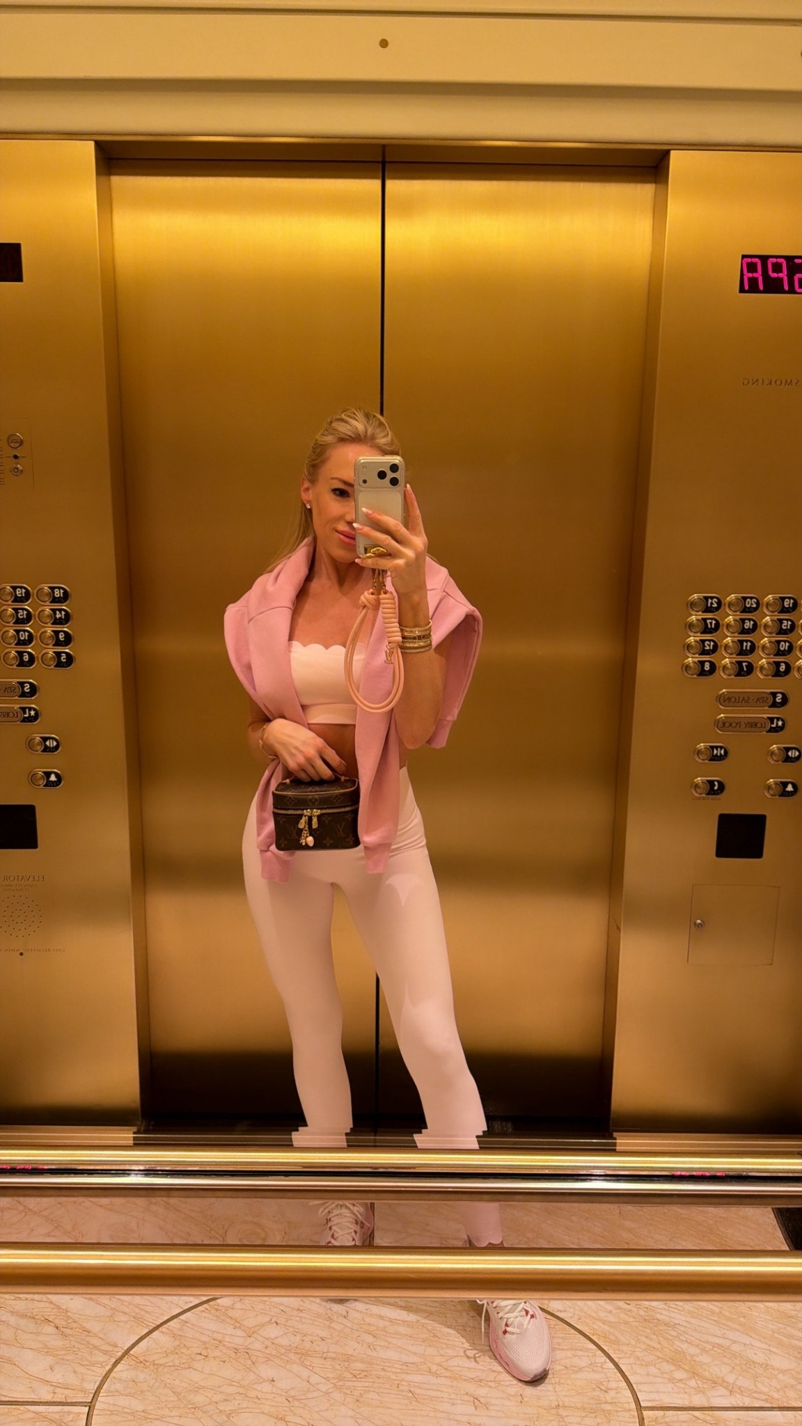 Wiskii active scalloped set 

#LTKootd #LTKdayinmylife #LTKActive