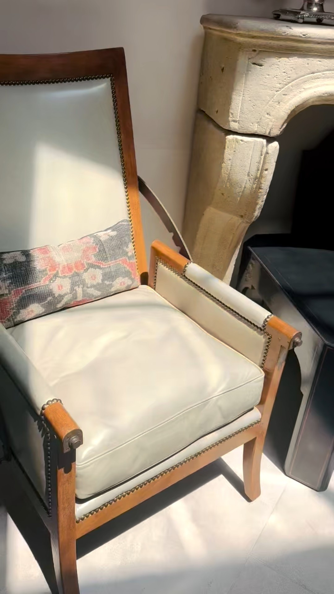 The perfect spot to unwind — a classic vibe with a timeless lounge chair, a warm fireplace, and an antique mirror reflecting it all.


#LoungeChair #FireplaceMood #AntiqueMirror #ClassicInteriors #TimelessDesign #CozyCorner #ElevatedLiving 

#LTKHome #LTKootd #LTKHome #LTKselfcare