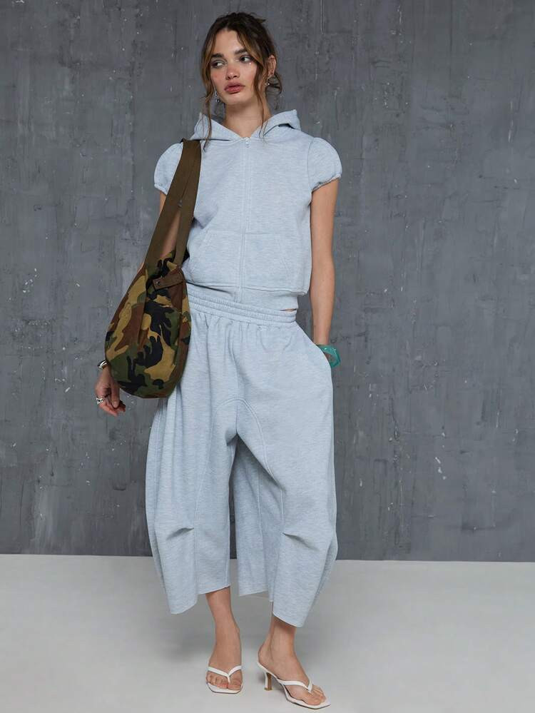 COUREZ Low Rise Baggy Balloon Cropped Joggers With Pleat Knee Detail /Y2K Spring Clothes For Women Grey Joggers Grey Sweatpants Casual Going Out Outfits Festival Outfits Concert Outfits Summer Outfits For Women | SHEIN