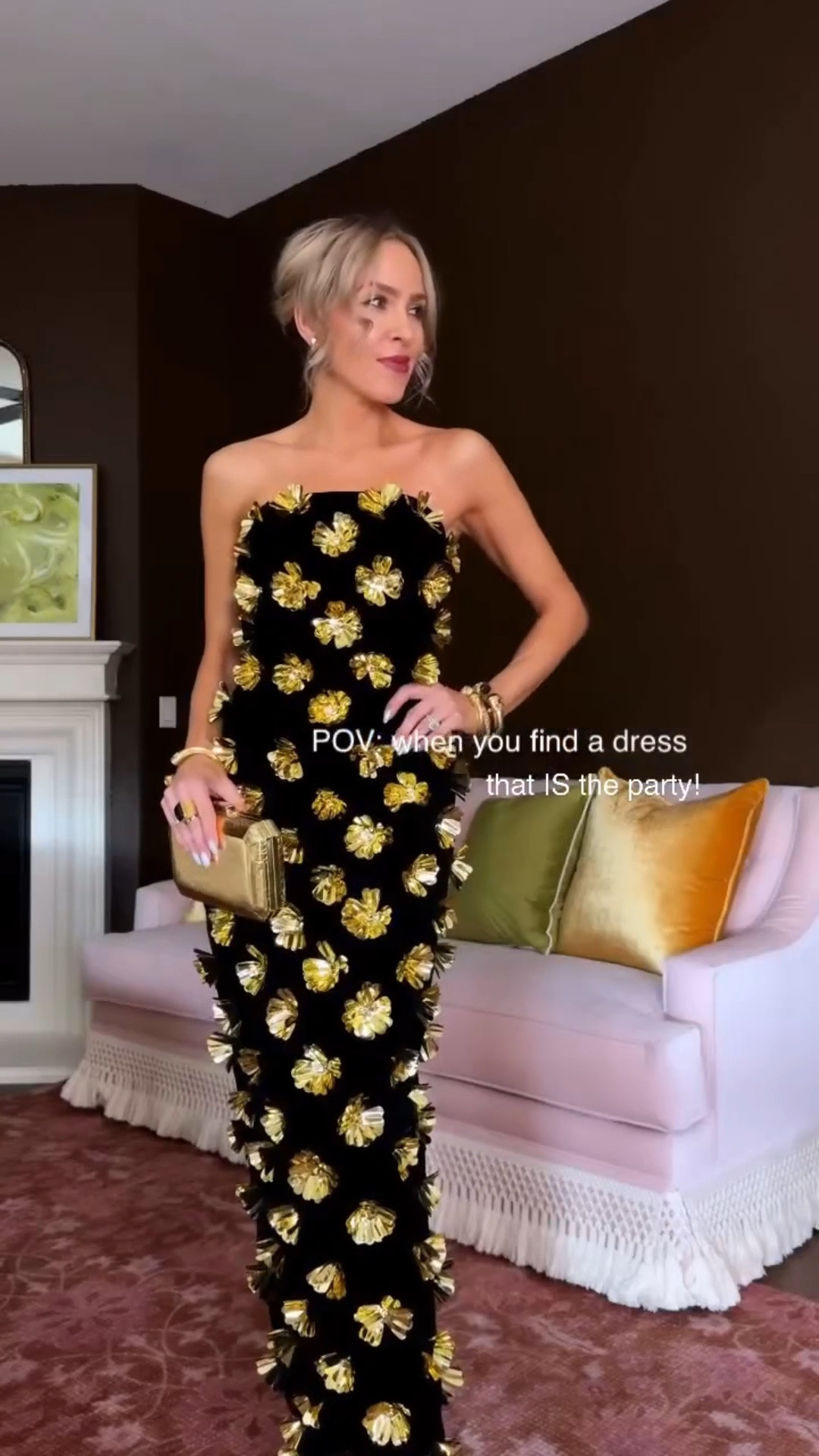 When the dress IS the party! ✨
Comment PARTY for the details on this dress, (which also comes as a top!) plus a few more favorites party finds. 

https://liketk.it/5DiTp