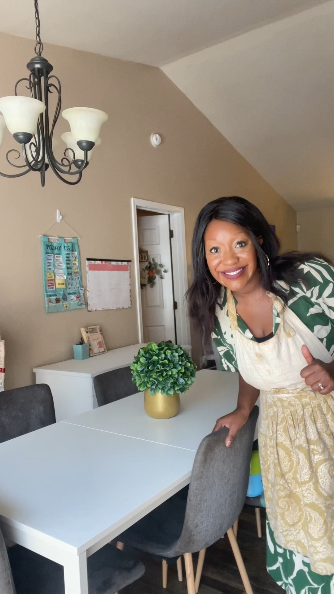 Cleaning motivation 😍 Quick cleaning our dining room 💕Love my Lavender Method spray from Target 😍 #cleaningmotivation #quickclean #speedclean #cleaningtiktok #home #homemakers #homemakerlife #mom #momlife #moms #cleantok101 #organization #homemakertiktok #organization #checklists #homedecor #method 

#LTKFamily #LTKFindsUnder50 #LTKHome