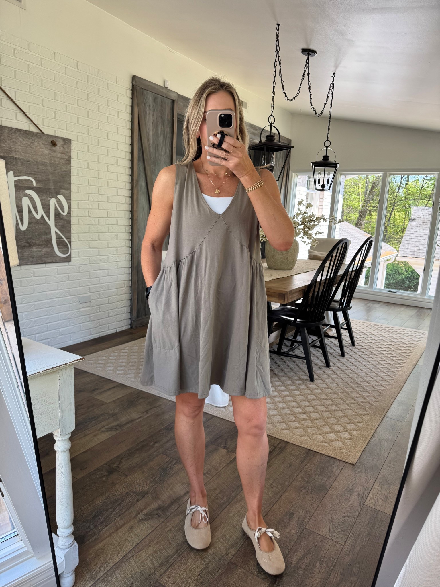 Amazon dress and she has pockets 👏🙌
5’7”/140 size smalll

#LTKWorkwear #LTKootd #LTKOver40