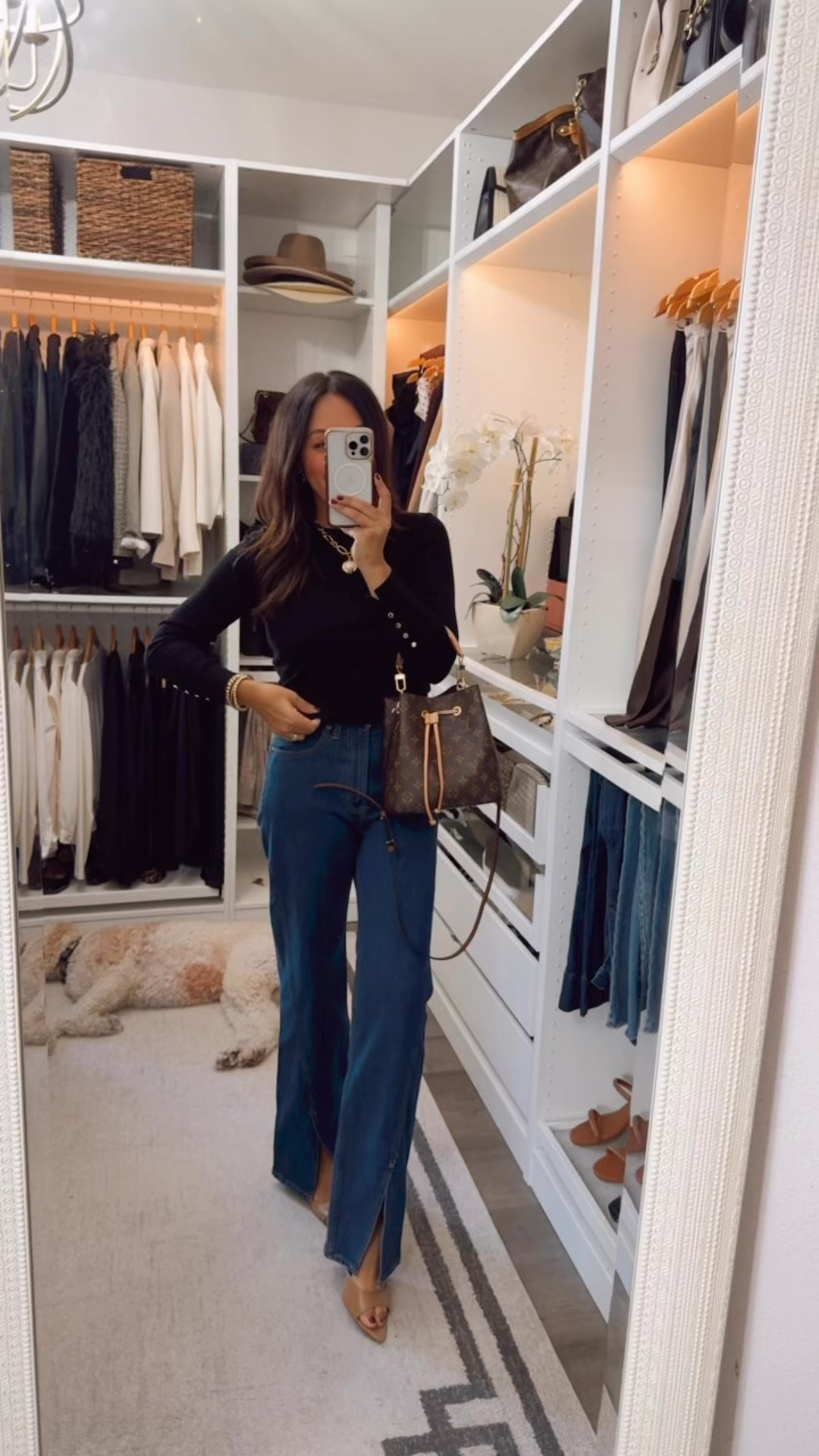 Jeans currently 40% off use code AFLTK at checkout🍂 fit TTS
Wearing a medium in knit top 

#LTKFindsUnder100 #LTKFallSale #LTKSaleAlert