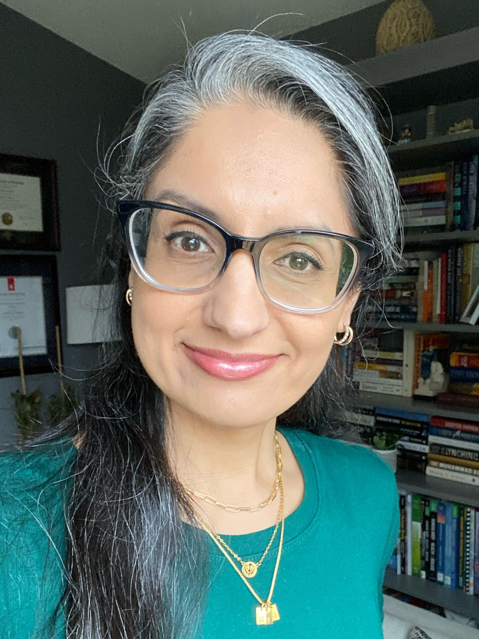 My newest chains! 

ੴ  is available, Your family’s initials in Gurmukhi, and the 🪯

Find Etsy 🇨🇦& 🇺🇸 links below

#LTKstyletip #LTKbeauty #LTKover40