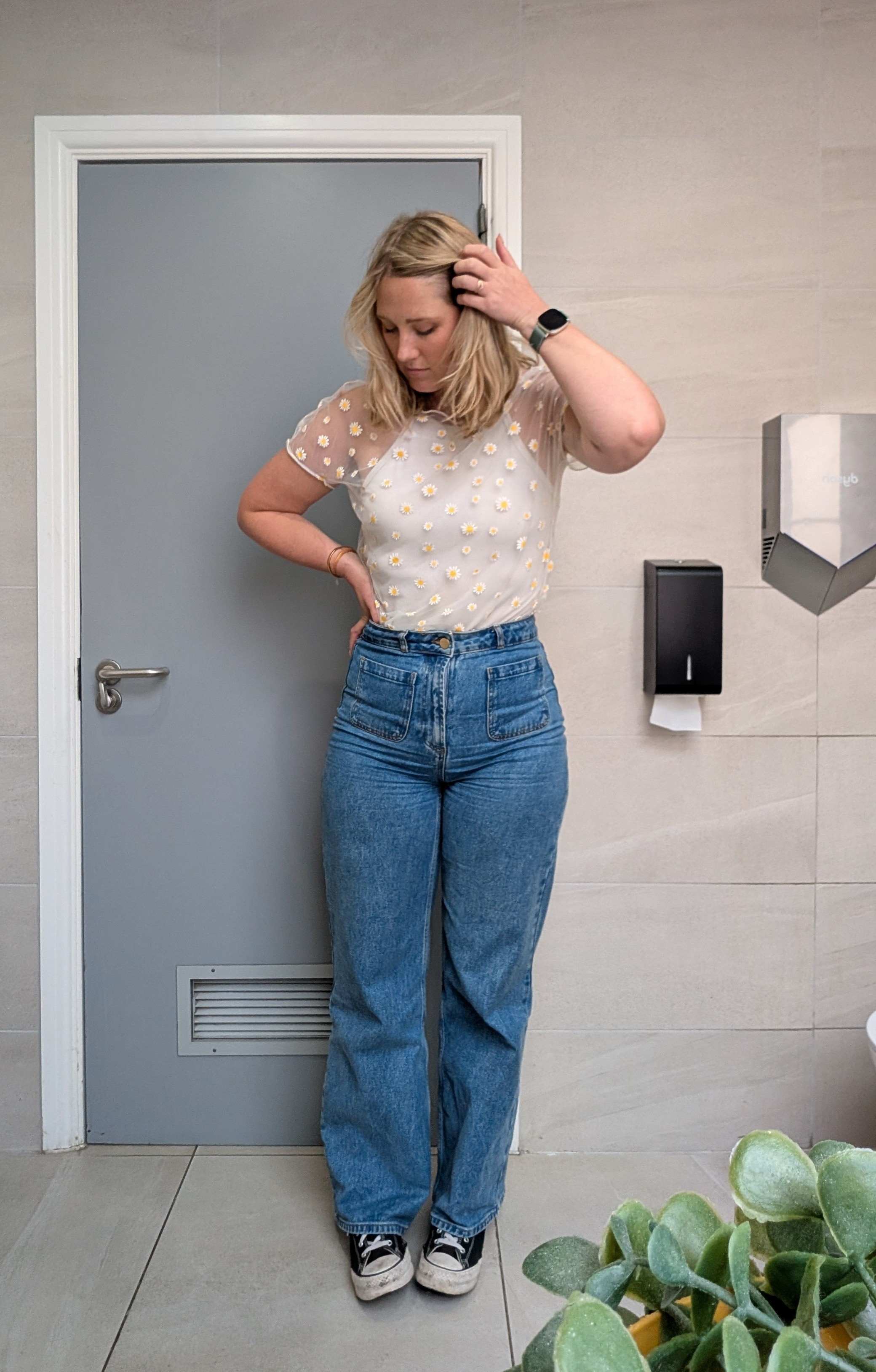 My favourite jeans paired with my favourite top = winning combination! 🌿🌿 

#LTKsummer #LTKuk #LTKmidsize
