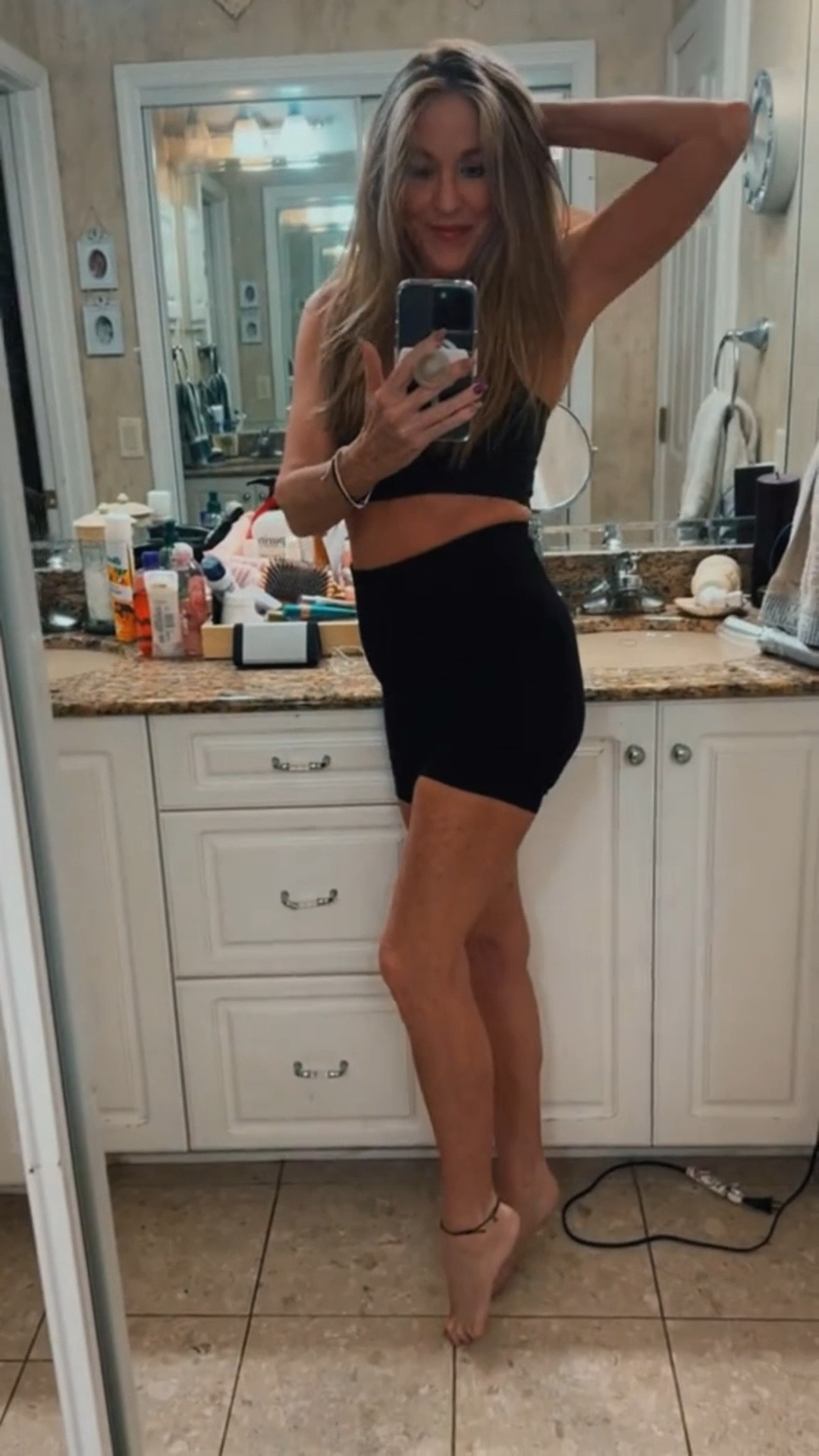 Lingerie or leg day? Why choose 😏
Honey Birdette for the boudoir vibes, Alphalete for the gym glow ✨ Linked a few other fits that are just as fun + flirty—you know I got you 💜
#ad #ltk #ltkfitness #ltklingerie #ltkboudoir

#LTKStyleTip #LTKU #LTKActive