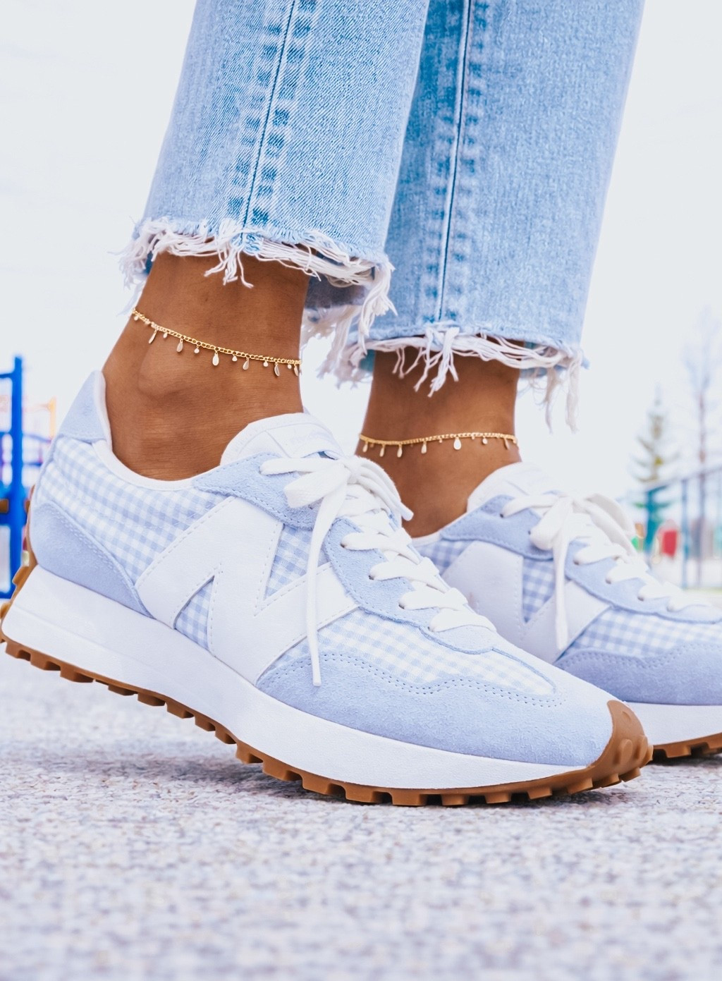 OK, new balance just came out with the cutest spring upgrade on the 32 sevens with the gingham plaid. I’m obsessed two colors. These are limited stock.

#LTKdayinmylife #LTKmomlife #LTKgrwm