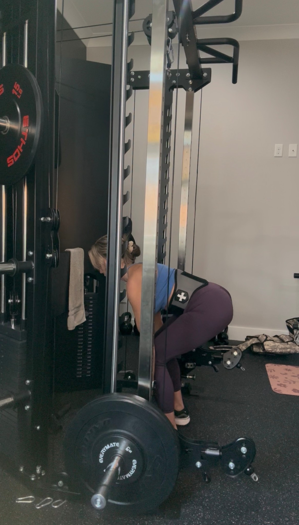 Unisex weightlifting belt to protect your back during heavy lifts 💪

#LTKfitnessgoals #LTKActive #LTKFindsUnder50