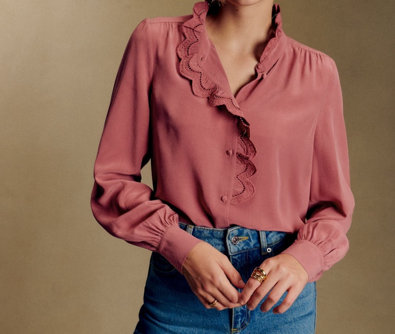 Love this shirt so much that I own it in multiples colors. Perfect for work and a day out  

#LTKWorkwear