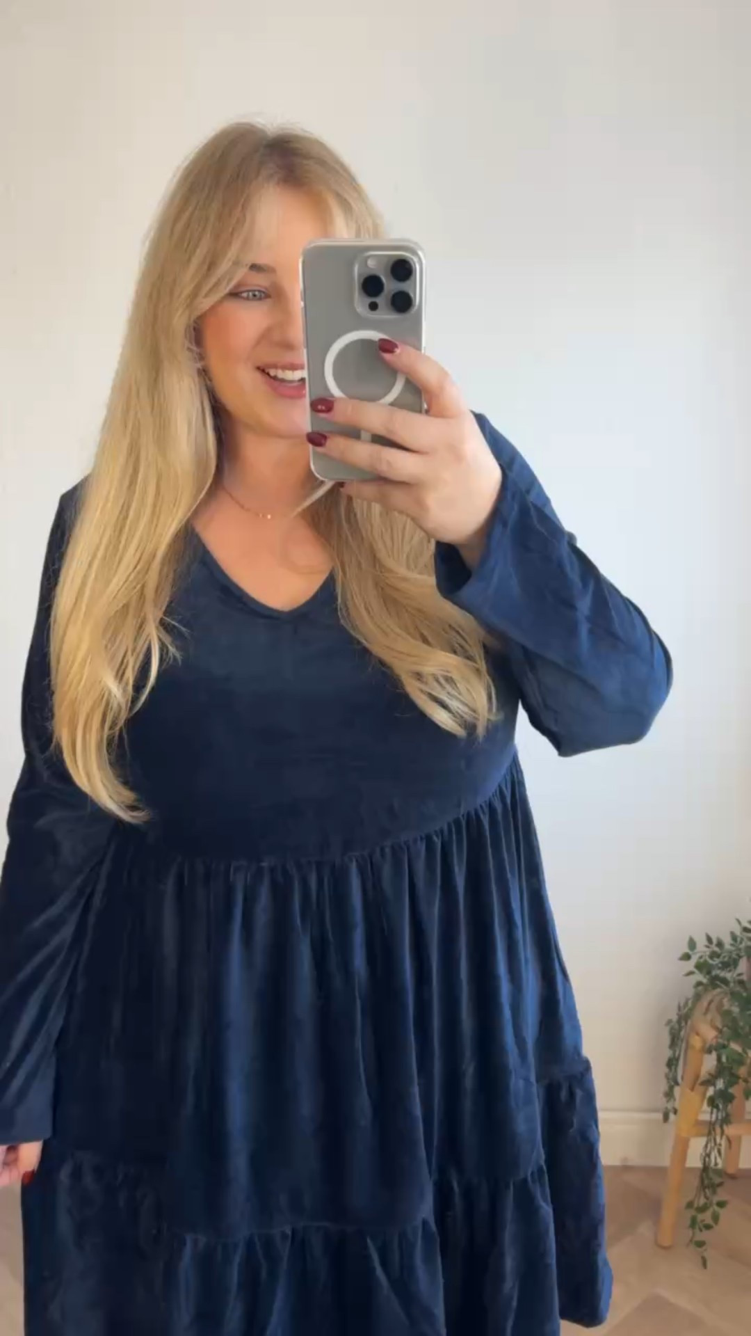 Samt-Kleid 

Code: beauty15dez

(Gültigkeit: 04.12.-einschl. 06.12; 15% auf Alles; einmalig einlösbar pro Kundin; gilt in DE App & Webshop)

#samt #kleid #winter #curvy

#LTKplussize #LTKkleider #LTKdeutschland