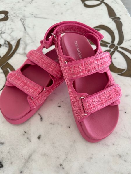 Dad sandals 
Tweed sandals 
$50 shoes 
Spring sandals 


#LTKshoecrush #LTKfindsunder50 #LTKstyletip