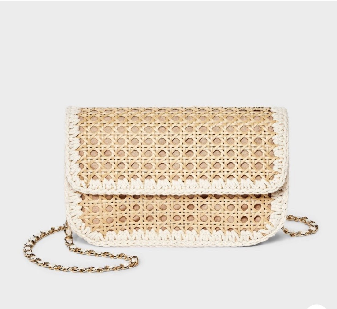 Straw caning crossbody or shoulder purse

Straw caning crossbody bag, spring and summer purse, spring and summer crossbody bag 

#LTKSeasonal #LTKFindsUnder50