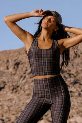 Yara Top Chocolate Bar Plaid | Beach Riot