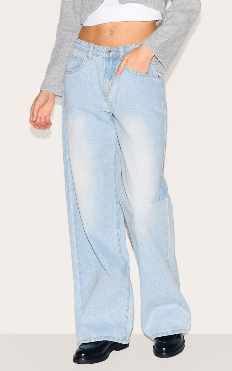 Light Blue Wash Low Rise Boyfriend Jeans | PrettyLittleThing UK