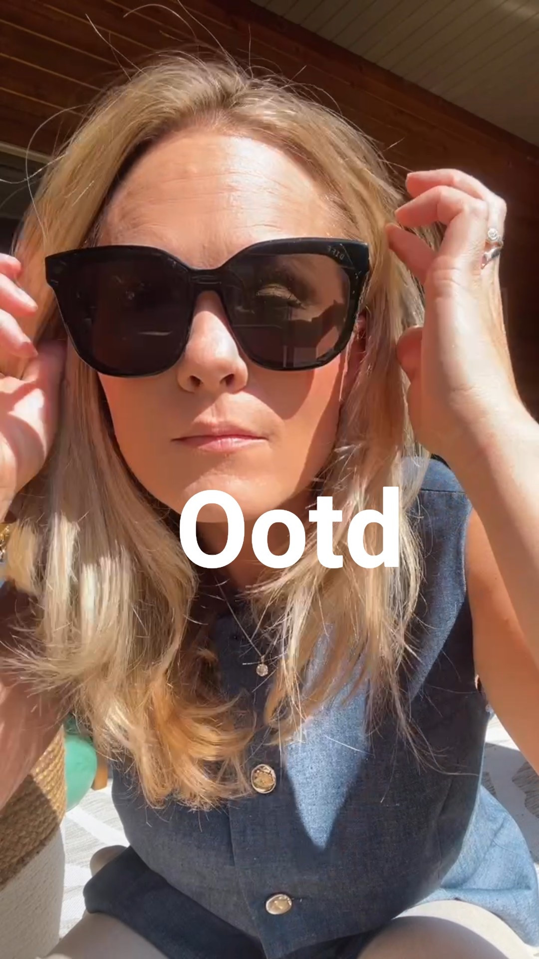 This is my outfit for today, loving the Zara linen pants paired with this linen vest, which is also from Zara, my favorite Tory Burch, Miller, sandals in tortoise and then the best sunnies my Diffs and I’ve been loving this outdoor space. The outdoor furniture is so nice. It’s from Home Depot and it was so easy to put together and I absolutely love how it looks.

#LTKFindsUnder50 #LTKHome #LTKxMadewell