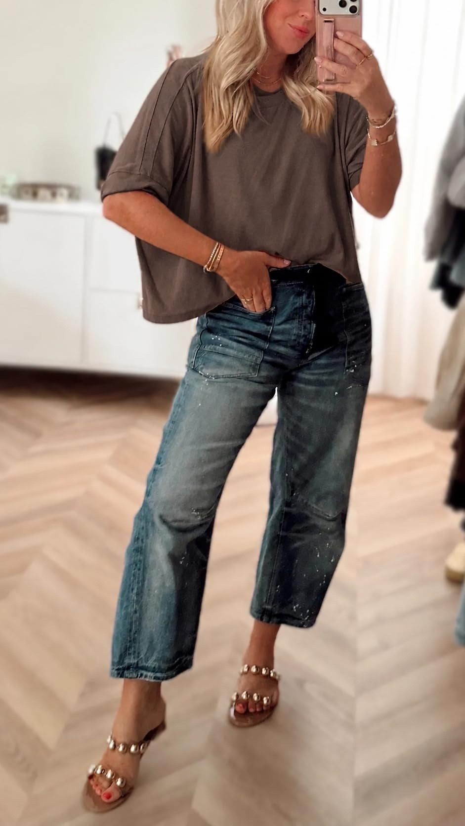My latest Amazon tee!🤍I have this in over 10 colors i think now lol, new shade of brown so cute! 

Fall style. Fall outfit. Jeans. Summer outfit.

#LTKootd #LTKstorytime #LTKSaleAlert