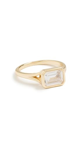 Amazon.com: SHASHI Women's Emerald Baguette Ring, Gold, 7: Clothing, Shoes & Jewelry | Amazon (US)
