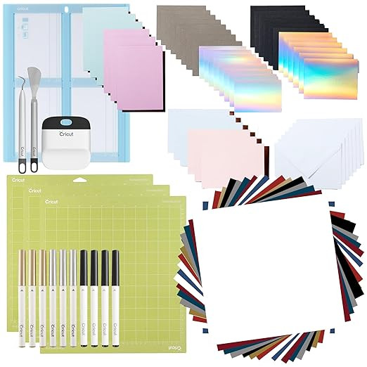 Cricut Ultimate Card Making Starter Kit - Includes Insert Cards, Removable Premium Vinyl, Machine... | Amazon (US)