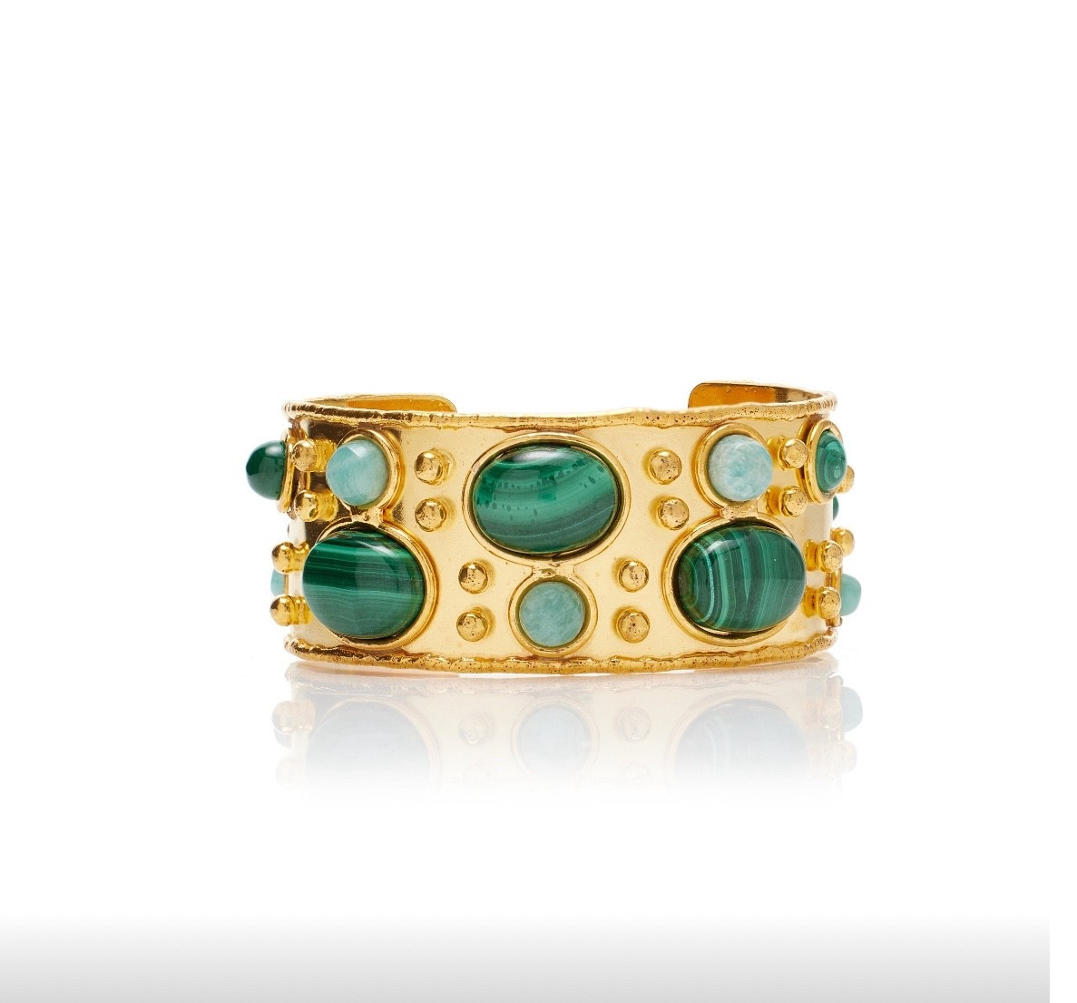 Statement cuff of my dreams ✨ This Sylvia Toledano Byzantine 22K gold-plated cuff is giving bold, regal, and boho all in one. Adorned with stunning malachite and amazonite stones, it instantly elevates any outfit — from a simple linen dress to a night-out look. Obsessed is an understatement. 💚💫
#LTKJewelry #StatementCuff #LuxuryAccessories #ByzantineStyle #MalachiteMagic

#LTKSeasonal #LTKBeauty #LTKWedding