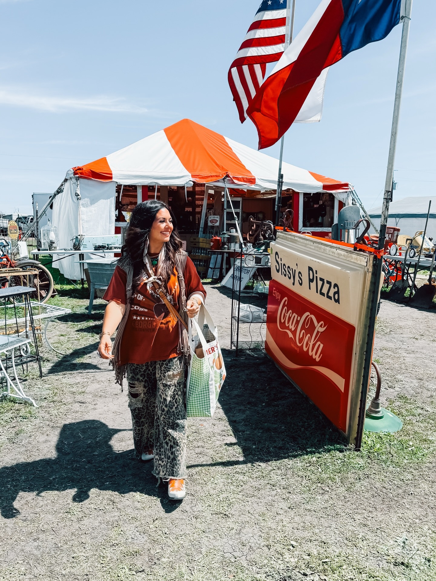 Texas day 2:
Which treasure do you like best?? 

@roundtopantiquestexas always a pleasure to be here!! 

Found some cute treasures that will fit in my suitcase and for all of the big stuff I really wanted… well I think I need a U-Haul next time!! 

Go see my girl @semplicedesigns she’s the best!! 

And my only complaint is I need more time! One full day just wasn’t enough… even though I was running through each tent as fast as I could! 

Definitely plan 2-3 days if you like to browse start at Zapp Hall and work your way back up to the Big Red Barn! 
Rent a golf cart and whip through as much as you can!! 

#roundtoptexas #roundtop #roundtopantiqueshow  #thriftwithme

#LTKootd #LTKFestival #LTKstorytime