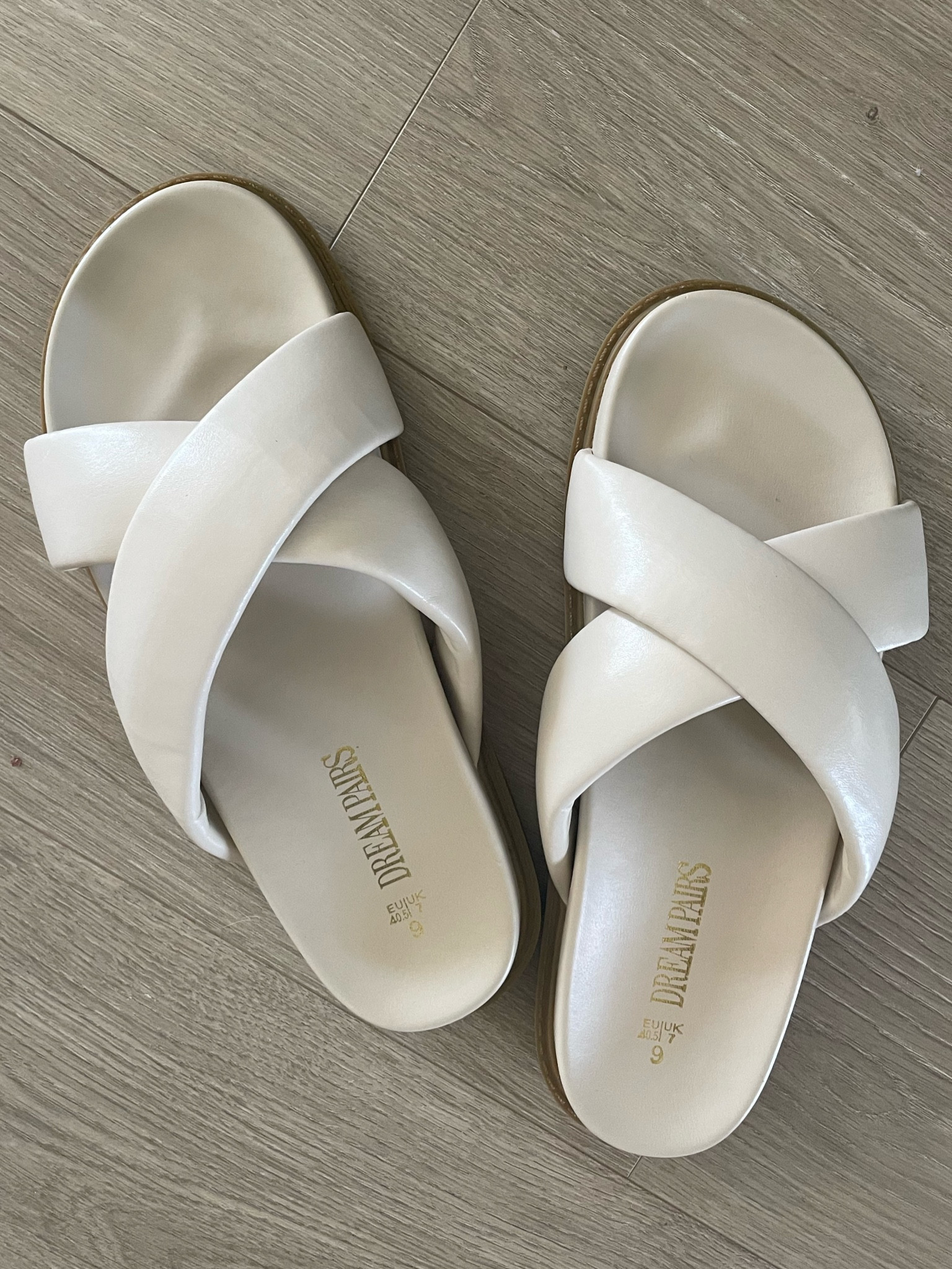 Snagged these on sale this week and have been loving them! I’m usually an 8.5 so sized up to 9 which fits perfectly!

#LTKfindsunder50 #LTKsalealert #LTKshoecrush