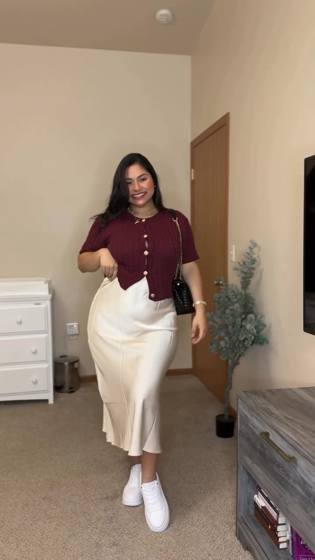 #outfitideas de primavera apto para amamantar🤱🏻🌸✨ Tallas y detalles abajo👇🏼 

Falda: L
Blusa de punto: L
Zapatos: 8.5 (horma justa, tómalo en cuenta al comprar los tuyos!)



@shein_us #sheinoutfits #outfitinspiration #maternitystyle #outfitoftheday #grwmoutfit #outfitinspo