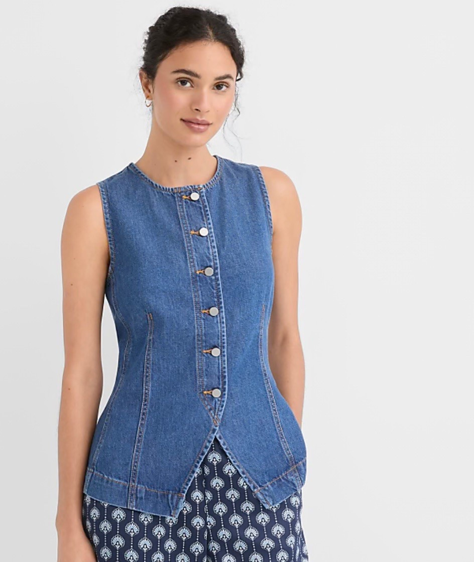 This denim vest is so cute and comes in petites!