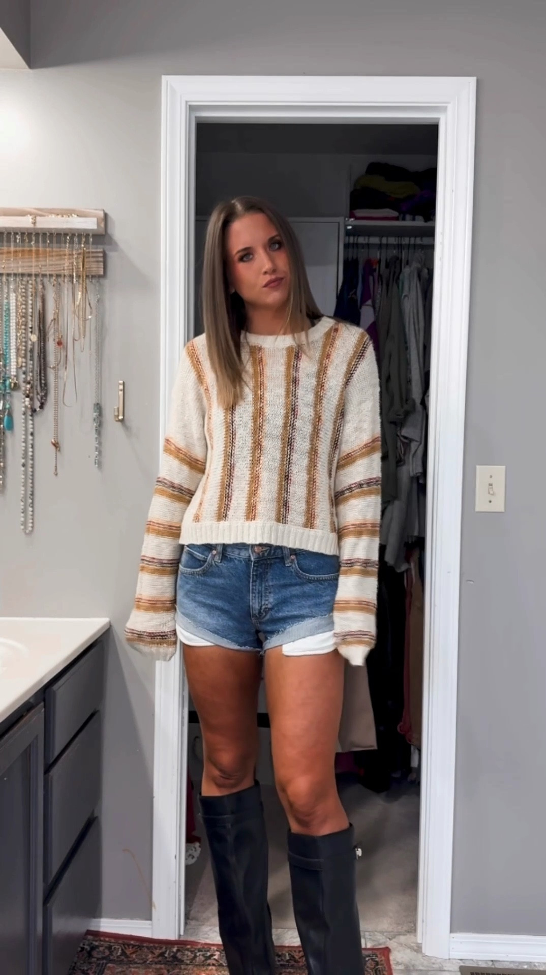 These early fall vibes are always my favorite 🍁🫰🏼 | GRWM from this am. Don’t forget to peep that little life hack of how I put my hand chains on 😏🦦. 
#fallstyle #sundayfunday #look #outfitstyle #instafashion 

#LTKSeasonal #LTKStyleTip #LTKVideo