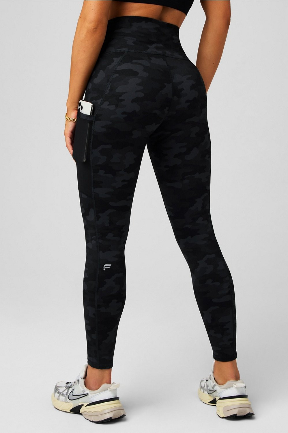 On-The-Go PowerHold® High-Waisted Legging | Fabletics