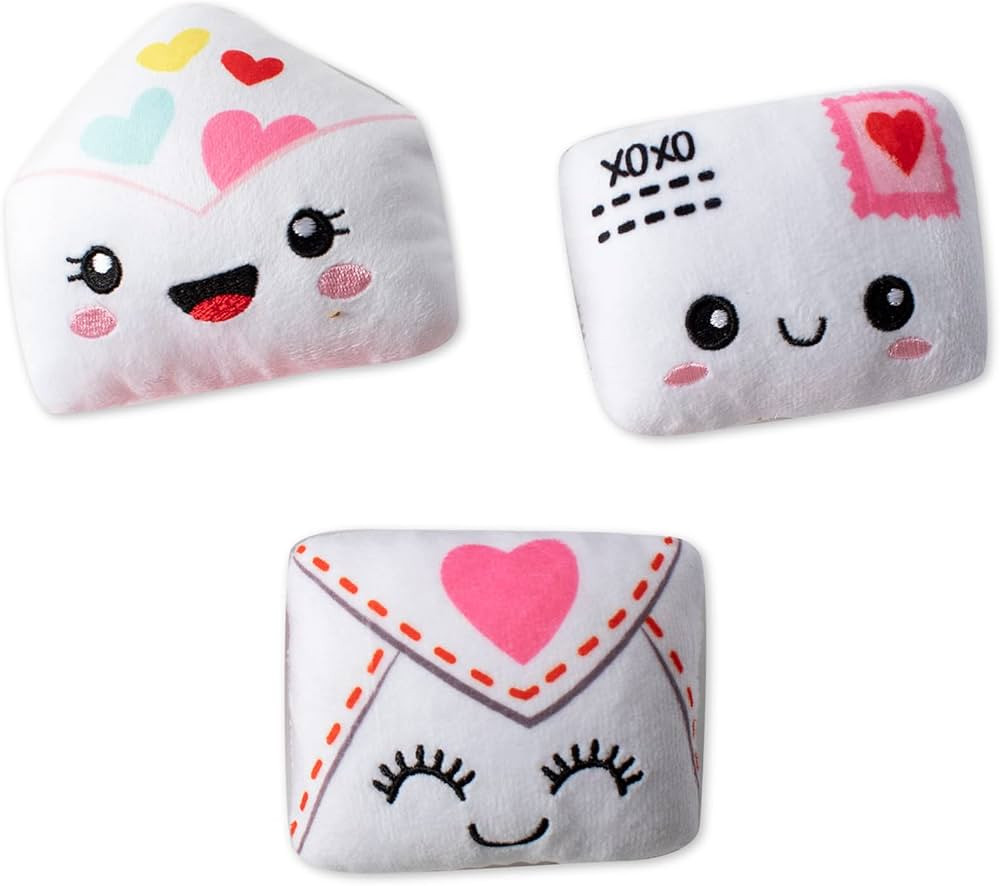 Fringe Studio Plush Dog Toy, 3 Pieces Set, Sealed with A Kiss, Pet Shop Collection (289534) | Amazon (US)