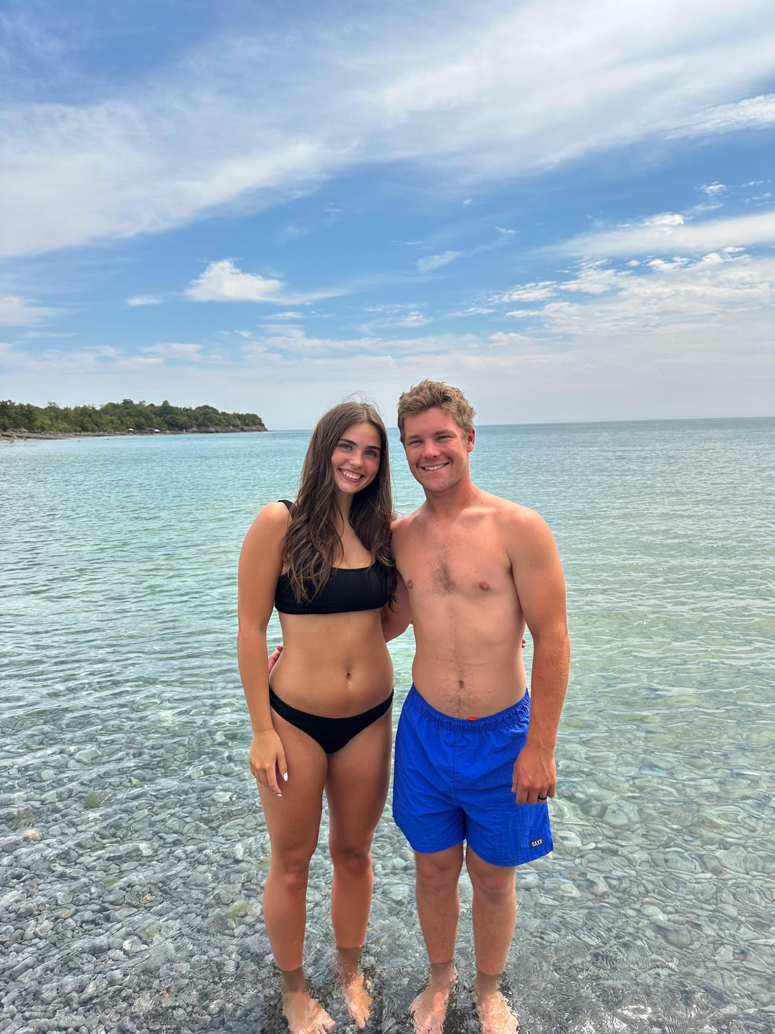 my swimsuit 🖤
wearing size: medium 