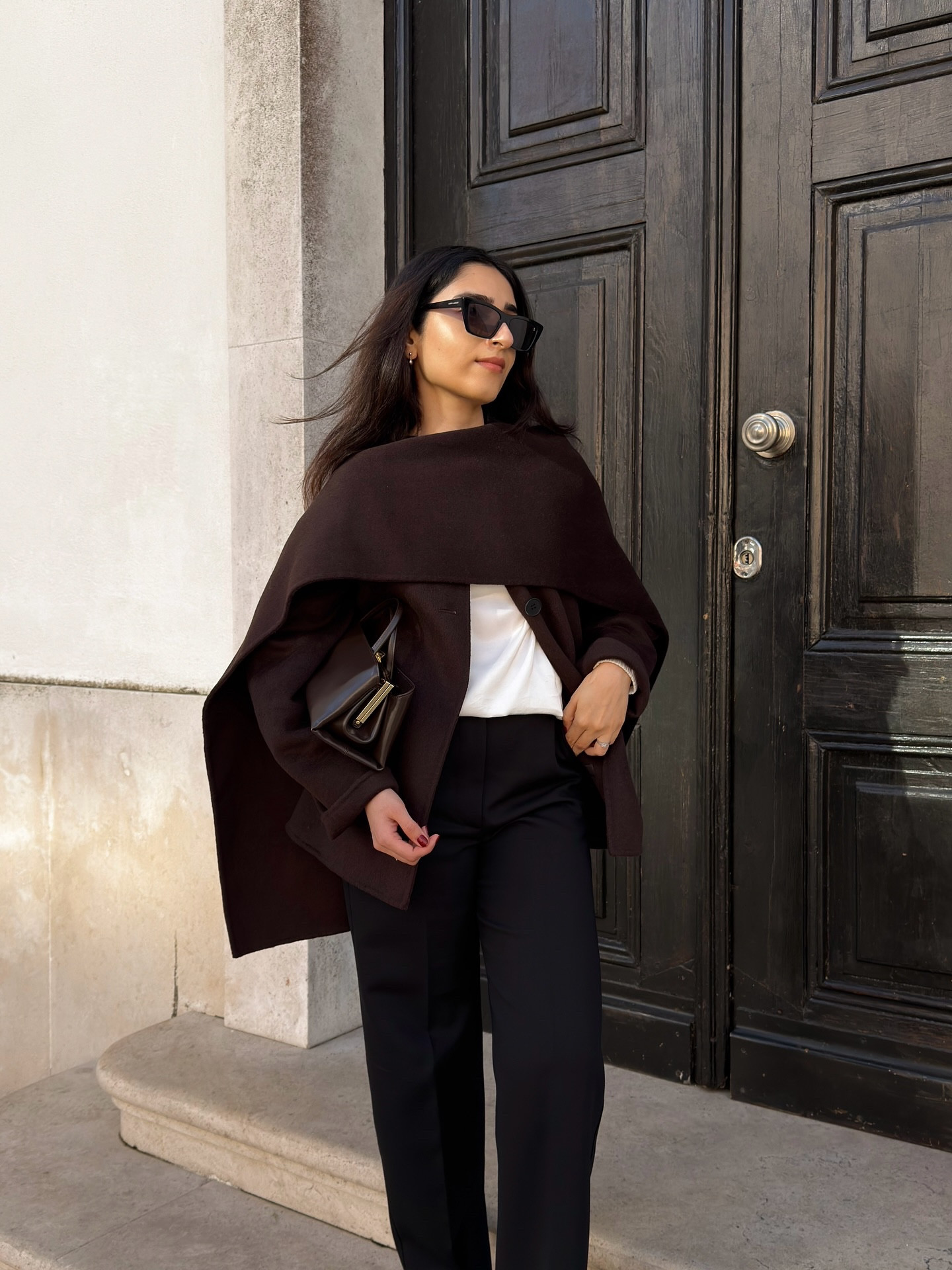 Brown scarf coat🤎
.
.
Fall outfits, Brown coat outfit, Brown tones fall, Winter outfits, Fall moodboard, Minimal chic style