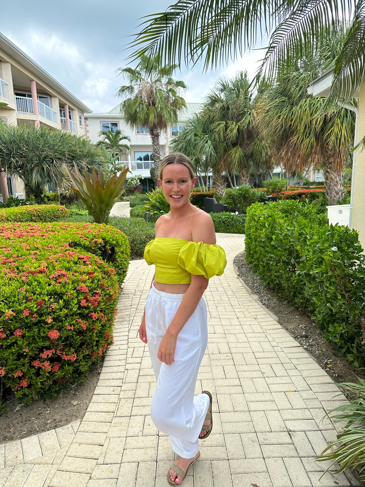 Just another day in paradise!🌴

#LTKFind #LTKunder50 #LTKSeasonal