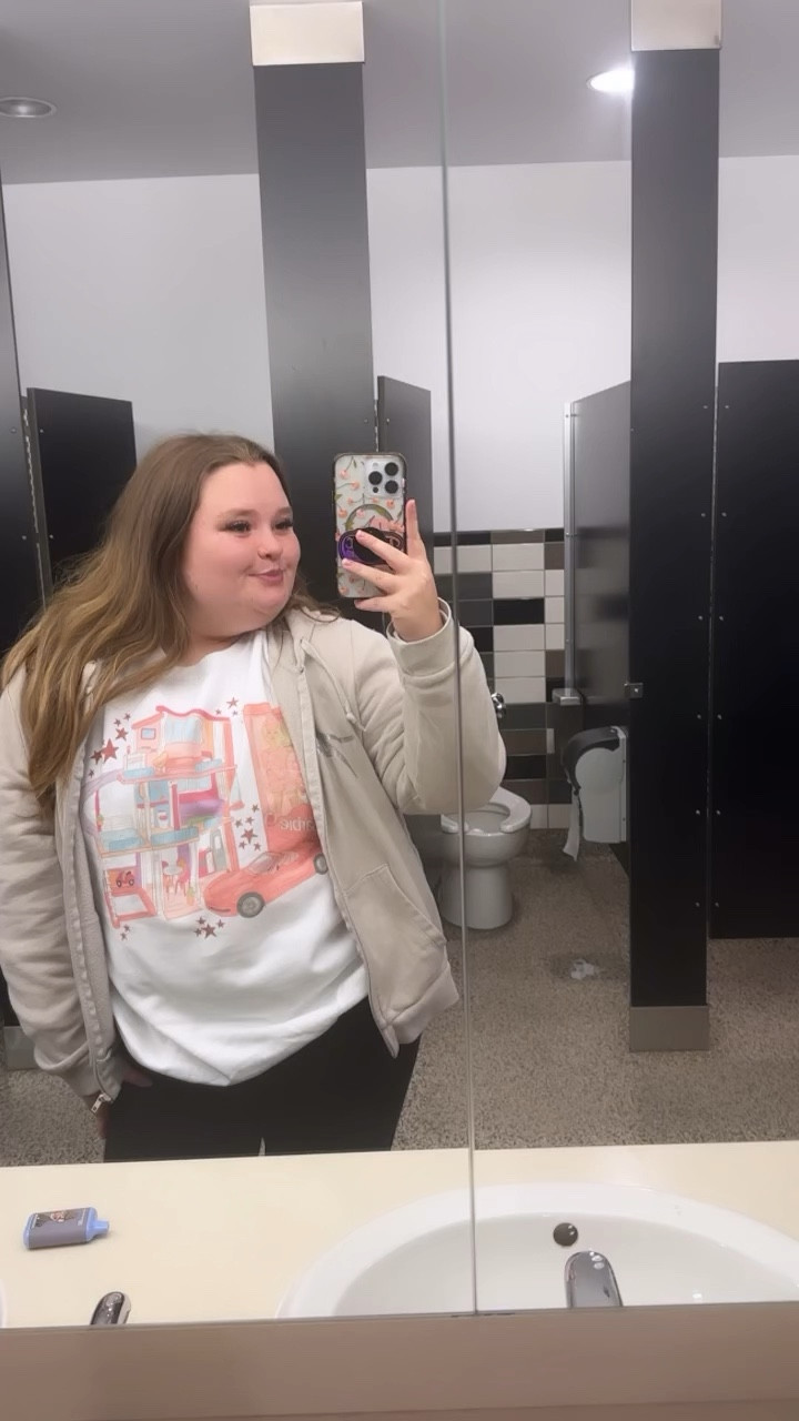 This Columbia jacket keeps me so warm during the winter and is perfect for a lightweight fall day, ensuring you stay cute. #WinterFashion #FallStyle #StayWarm #CuteAndComfy 

#LTKBacktoSchool #LTKPlusSize